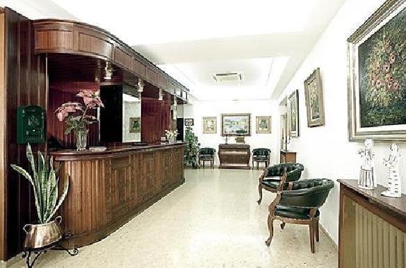 Hotel Gaya Peguera Esterno foto